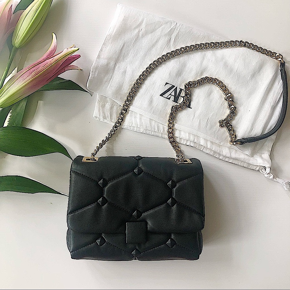 ZARA Brand NEW Geometric Crossbody Bag with Gold Chain in Original bag